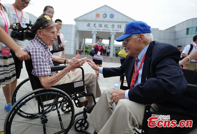 Veterans of U.S. Flying Tigers visit memorial museum in Hunan(1/2)