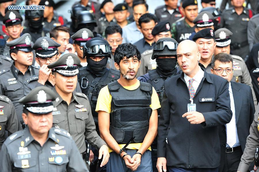 Bangkok bombing suspect makes crime re-enactment(1/4)