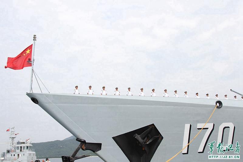 Chinese fleets depart for Sino-Malaysian joint naval drills(1/4)
