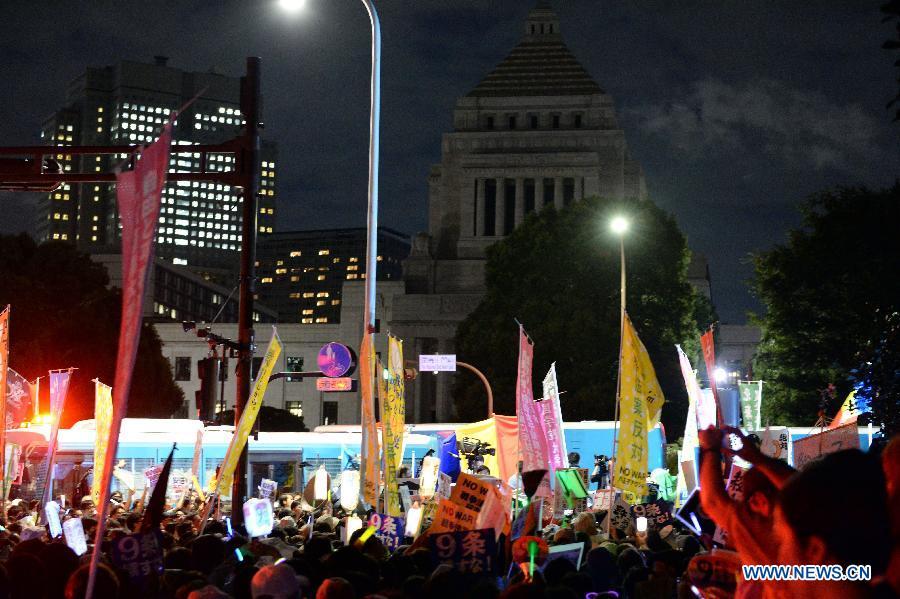 Protestors rally against Japanese gov't-backed security bills in Tokyo(1/7)
