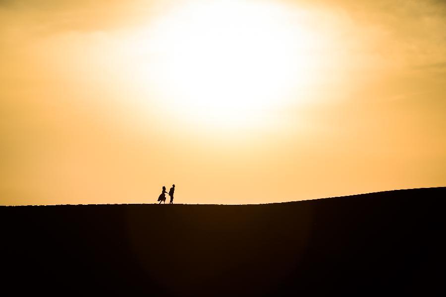 Qinghai attracts about 18.22 mln tourists from January to August(1/2)