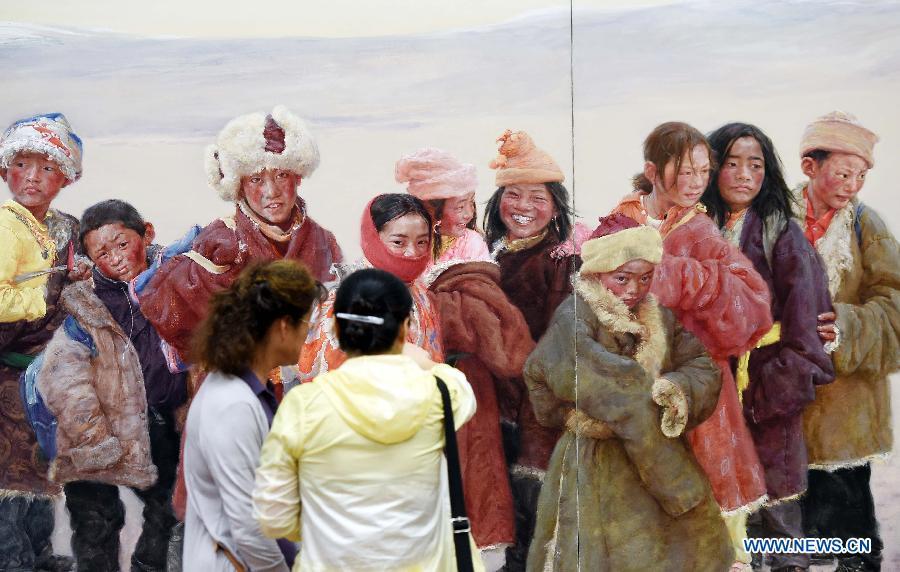 Exhibition held to celebrate 50th anniversary of Tibet's establishment(1/5)