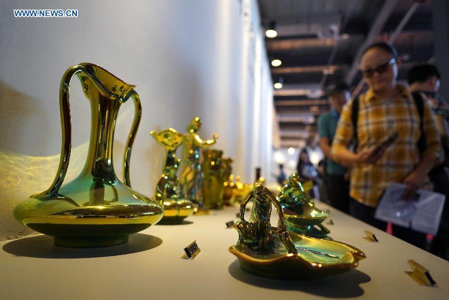 Jingdezhen Int'l Ceramic Expo opens in Jingxi(1/6)