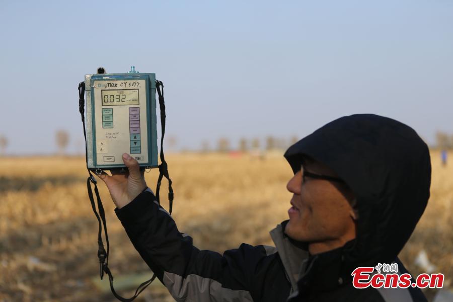 Jilin monitors straw burning sites to reduce smog(1/4)