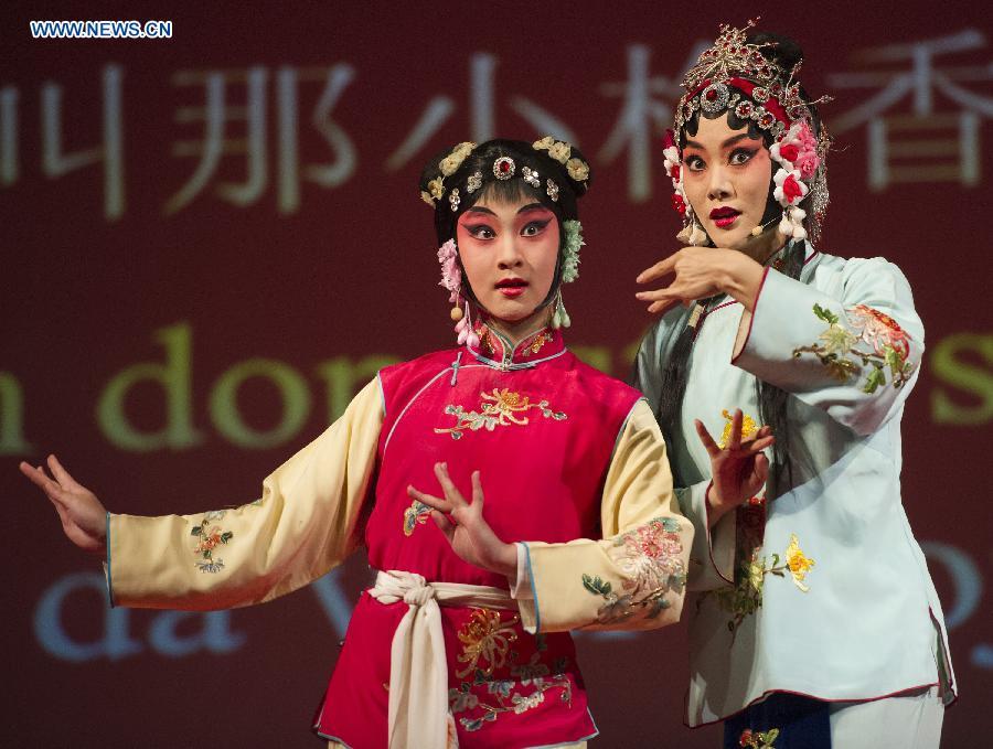 Chinese Opera show staged in Croatia (1/3)