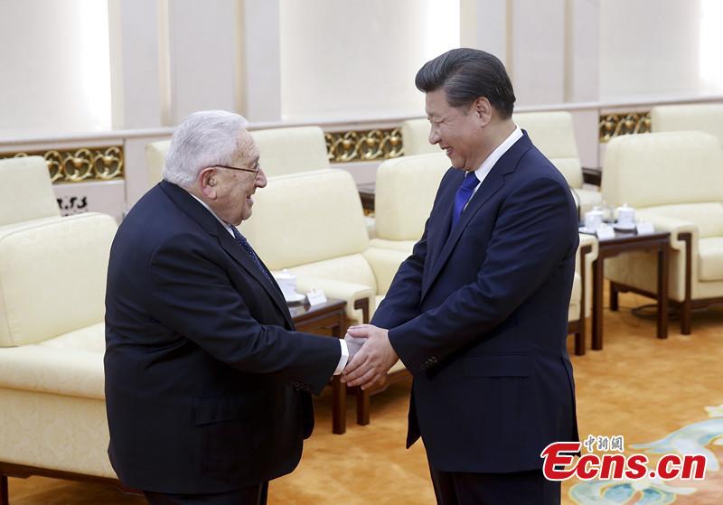 Chinese president meets Henry Kissinger(1/1)