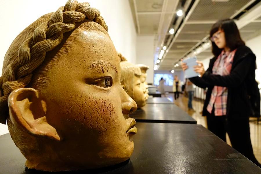 Contemporary Asian ceramic art shines in Hangzhou(1/12)