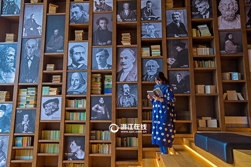 China's most artistic library opens in Wuzhen(1/5)