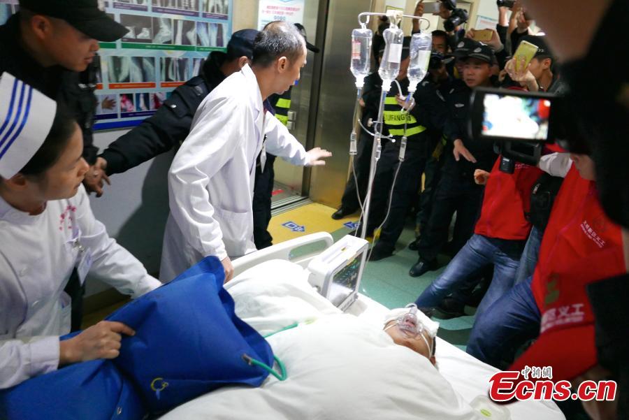 Landslide survivor recovering after operation(1/3)