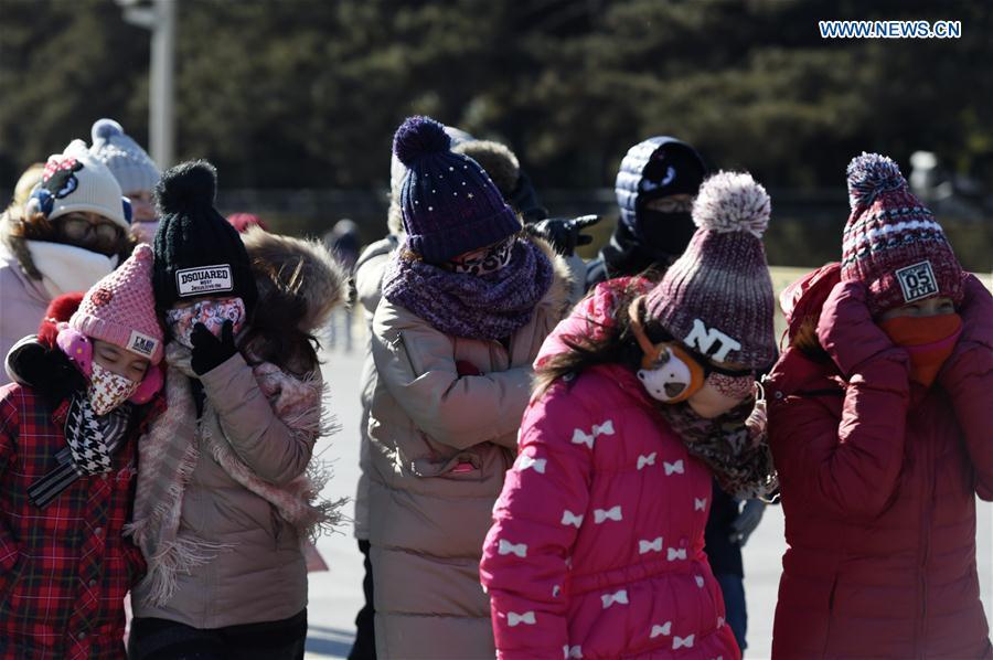 China braces for worst cold in decades(1/7)