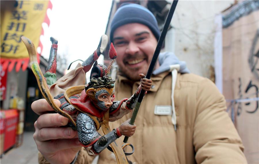 Dough figurines of Monkey King welcome the New Year(1/7)