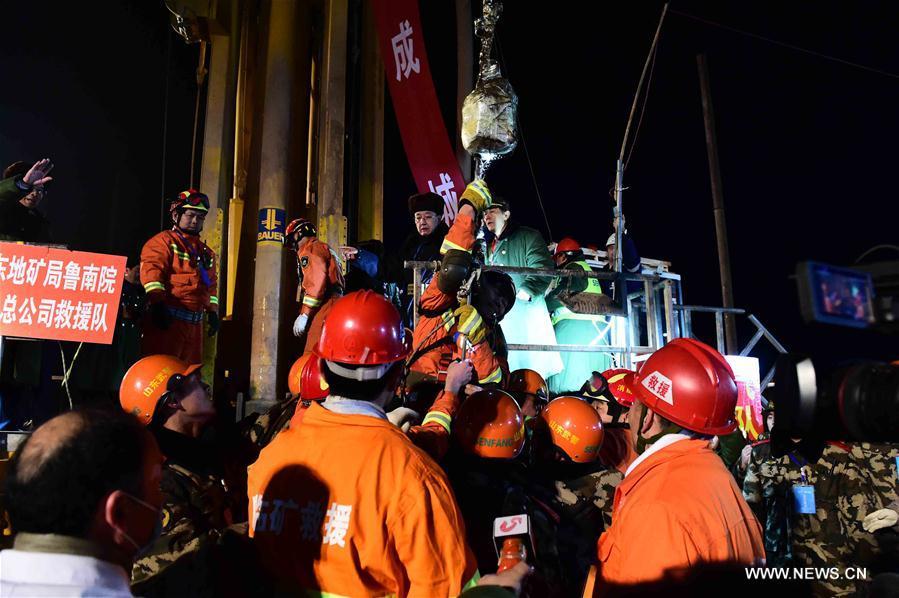 Rescue work at the collapsed gypsum mine in East China(1/13)
