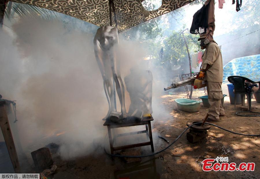 Countries act to fight mosquitoes blamed for Zika virus(1/5)