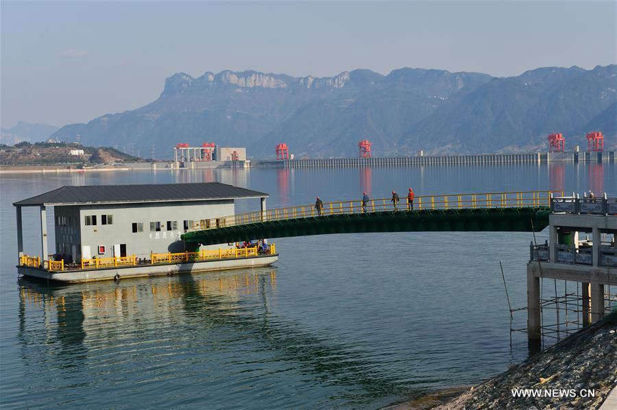 Construction of 1st pumping vessel in front of Three Gorges Dam finished(1/2)