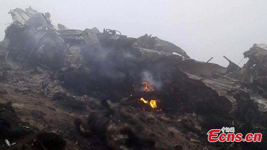 Nepal plane crash kills all 23 aboard, police say(1/3)