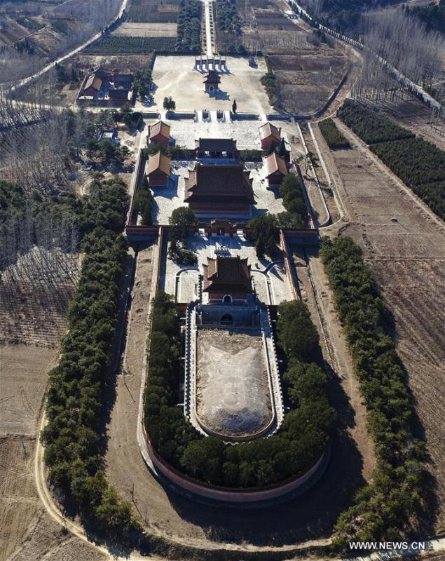 Look at Western Qing Tombs in Hebei(1/8)