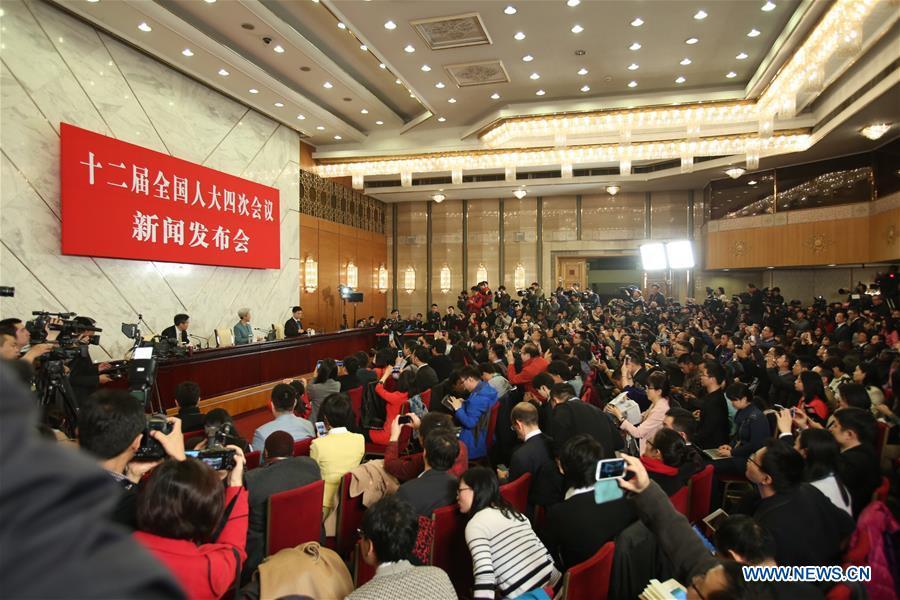 Press conference on 4th session of China's 12th NPC held in Beijing(1/4)