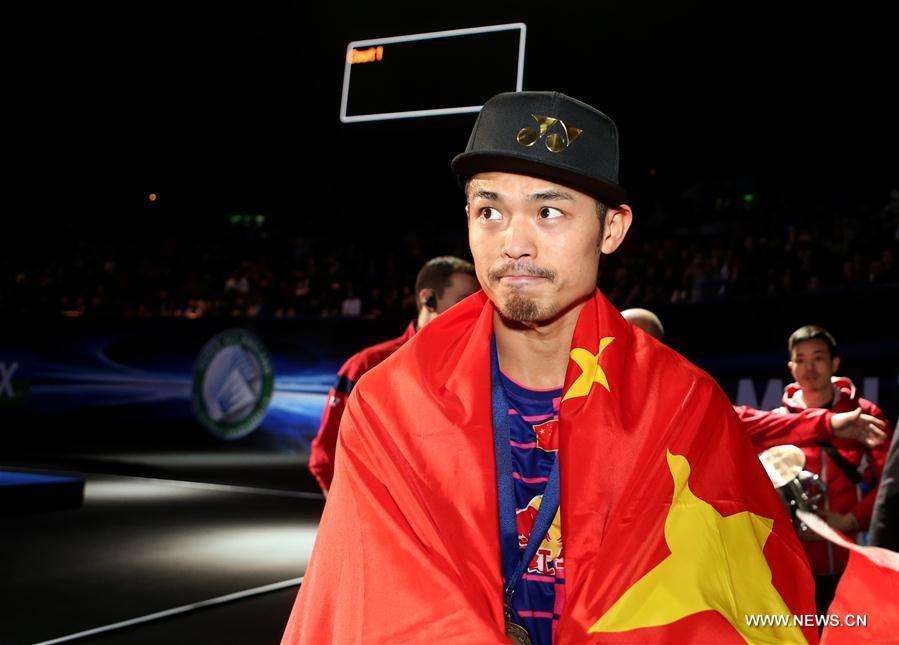 Lin Dan wins All England Open Badminton Championships(1/5)