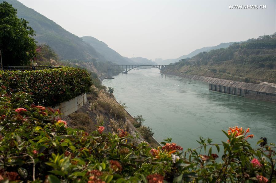 China releases emergency water supply for drought-hit Mekong countries(1/7)