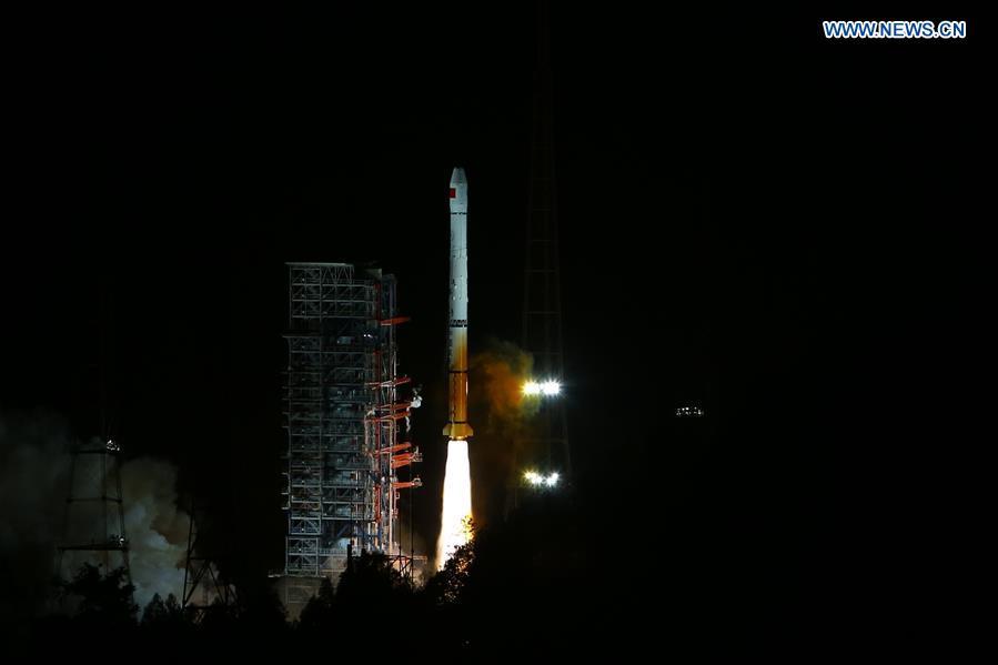 China launches 22nd BeiDou navigation satellite(1/2)