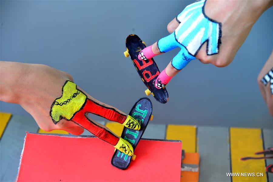 When fingers meet art(1/8)