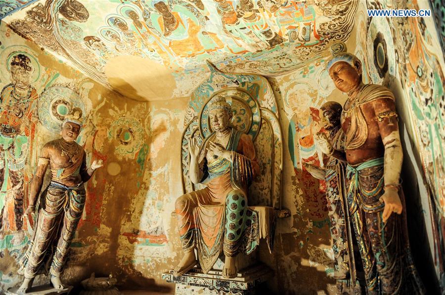 Exhibition 'Cave Temples of Dunhuang' opens to public in U.S.(1/4)