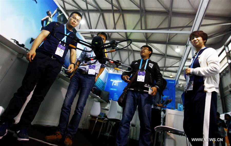 CES Asia 2016 kicks off in Shanghai(1/6)