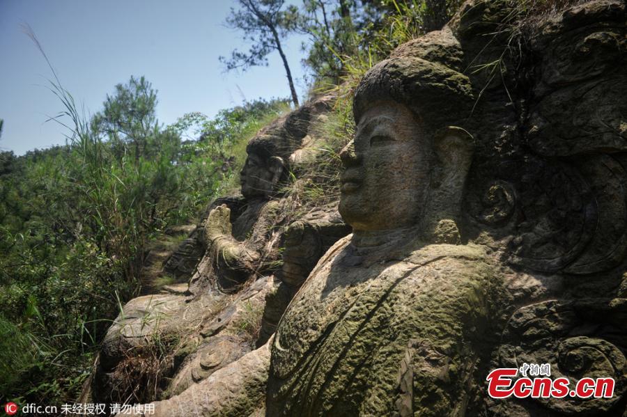 Vivid Buddha statues discovered in South China(1/4)