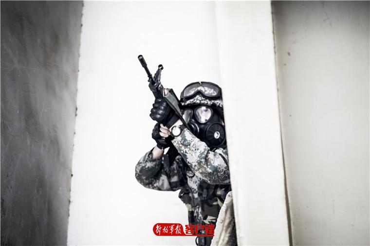 Stunning recruitment posters released by military academy(1/10)