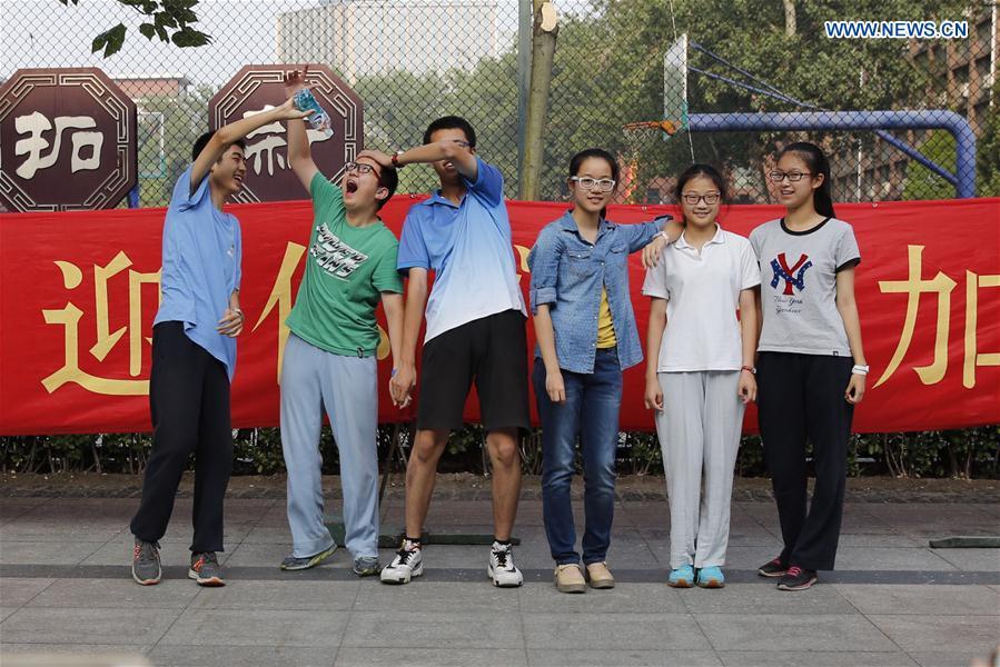 National college entrance exam ends in parts of China(1/9)