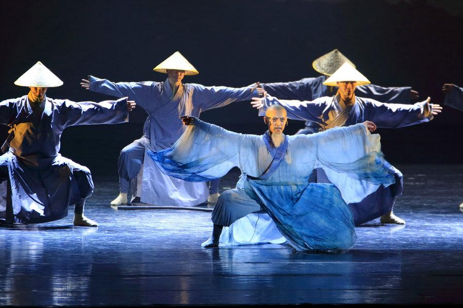 Dance opera 'Faxian' shines in Beijing(1/14)