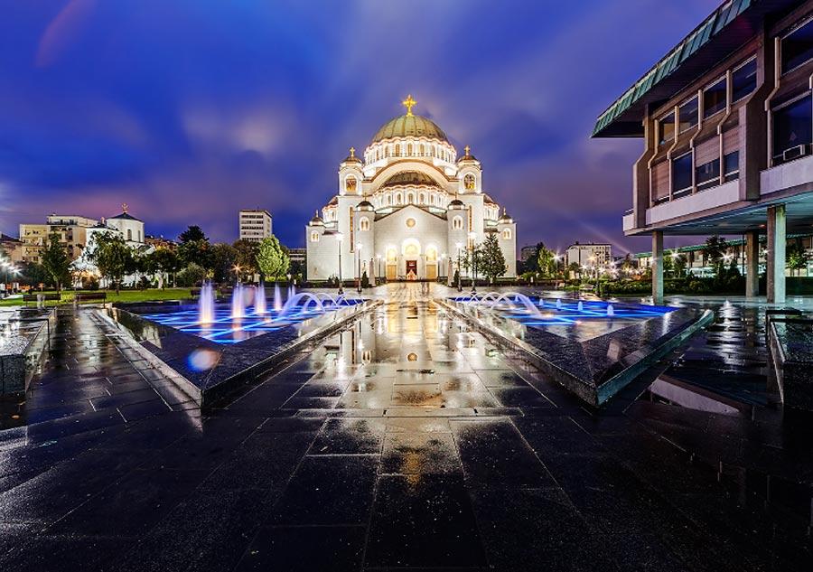 Photo exhibition opens in Serbia ahead of President Xi's visit(1/10)