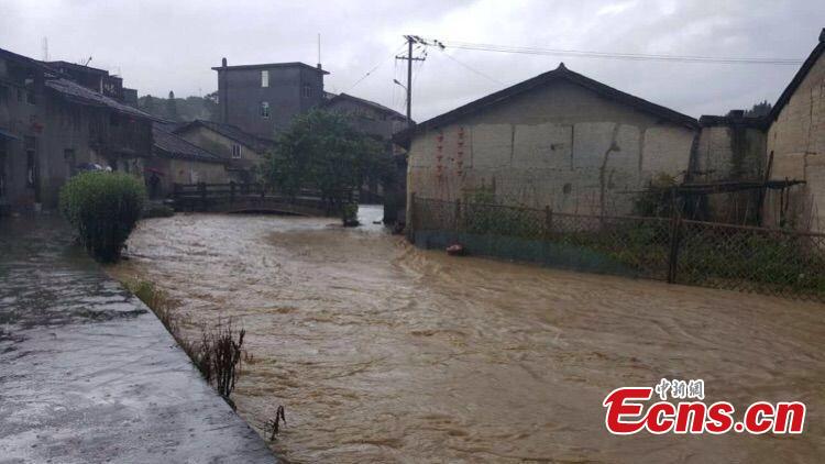 Rainstorms and floods hit 1,000-year-old village(1/8)
