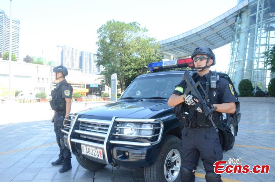 Chengdu boosts security for G20 meeting (1/7)