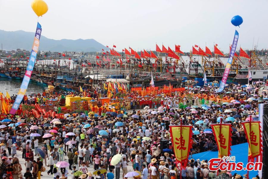 Hainan’s best fishing port in official use(1/5)