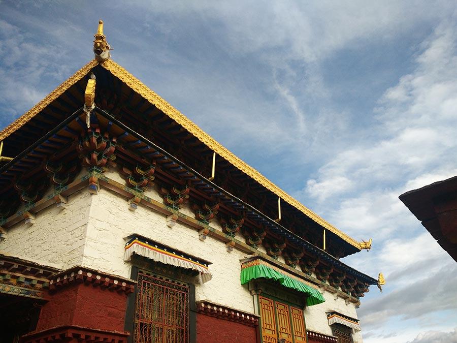 Monasteries in Tibet undergo major restoration works(1/11)