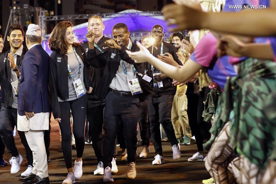 Refugee delegation attends flag raising ceremony in Rio(1/6)