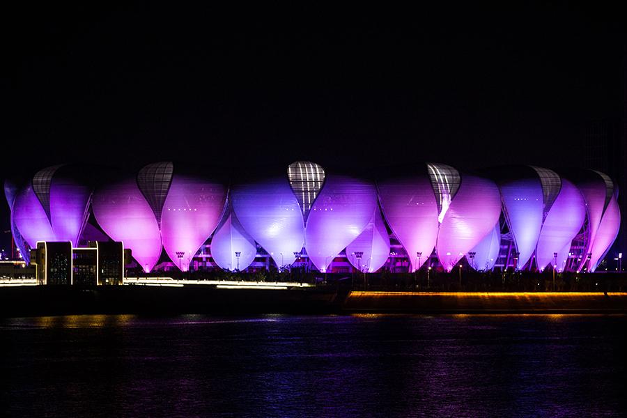 Light show seen by Qiantang River in Hangzhou(1/14)