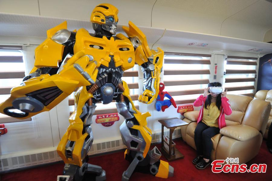 Lanzhou trains turn to tourism ambassadors(1/4)