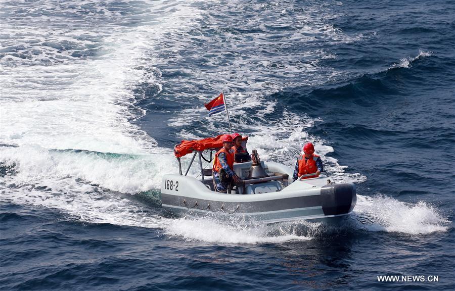 Chinese frigate \