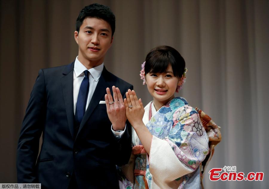 Japanese table tennis star Ai Fukuhara announces marriage (1/4)