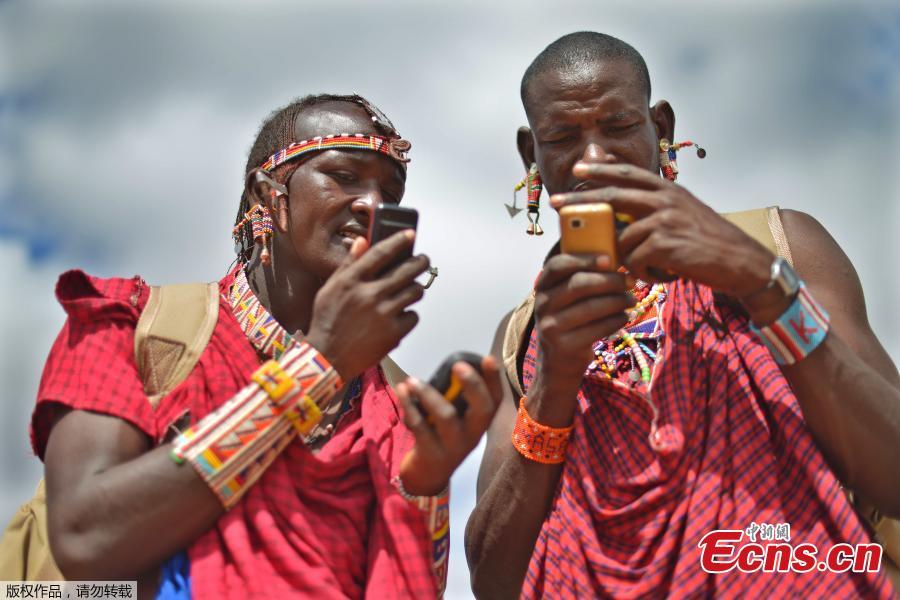 In Kenya, lion hunters become defenders(1/4)
