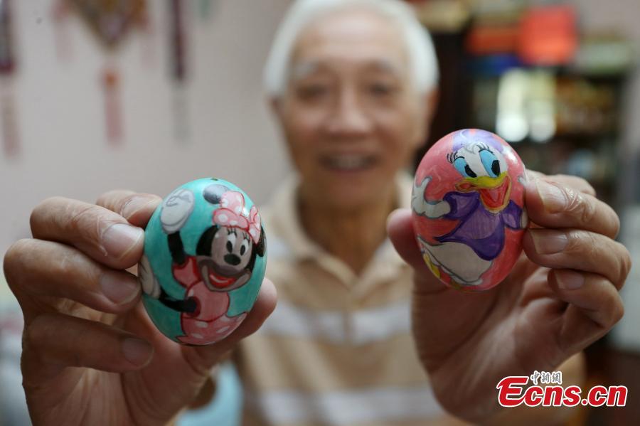 78-year-old makes over 2,500 egg shell paintings in 10 years(1/3)