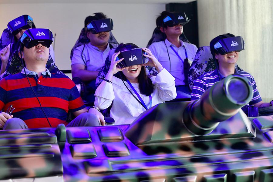 Guangzhou's NINED VR creates splash with virtual reality products(1/5)