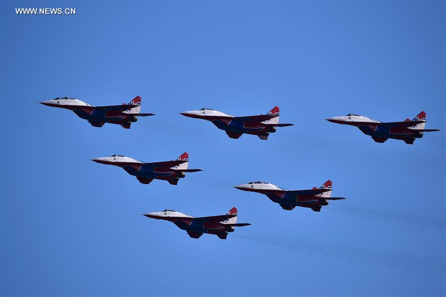 Jet fighters MiG-29 of Russian aerobatic team arrive at Zhuhai airport(1/4)