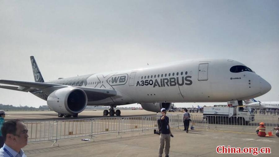 Airbus A350 debuts at Airshow China 2016(1/4)