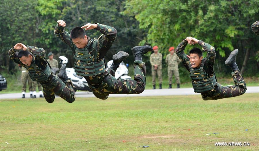China, Malaysia begin joint military exercises (1/5)