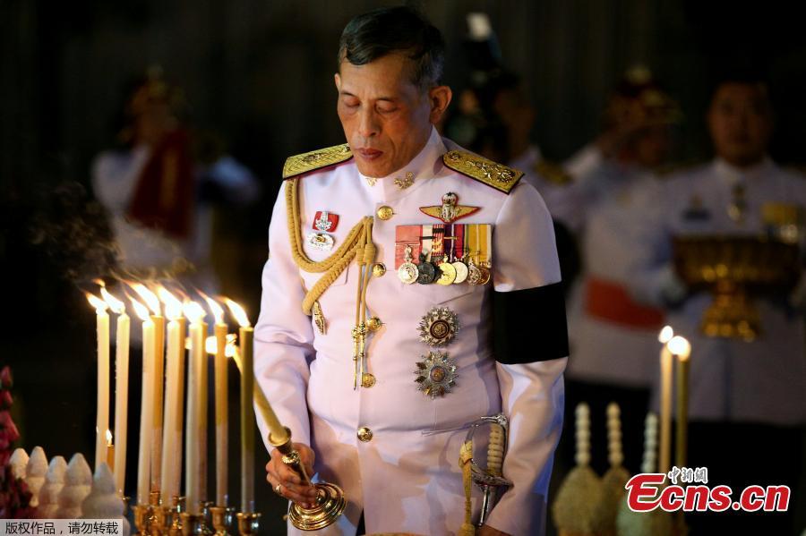 Thailand begins process to appoint Crown Prince Vajiralongkorn as new king(1/7)