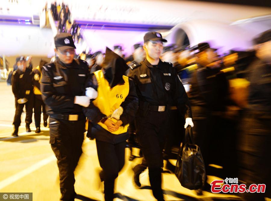 74 telecom fraud suspects brought back from Malaysia (1/4)