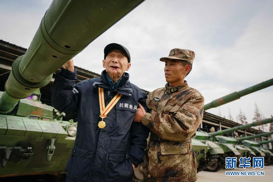 WWII veteran's dream comes true (1/5)